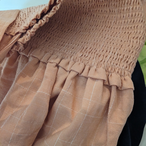 Paper Crane peplum Smocked Top size small - Picture 5 of 6